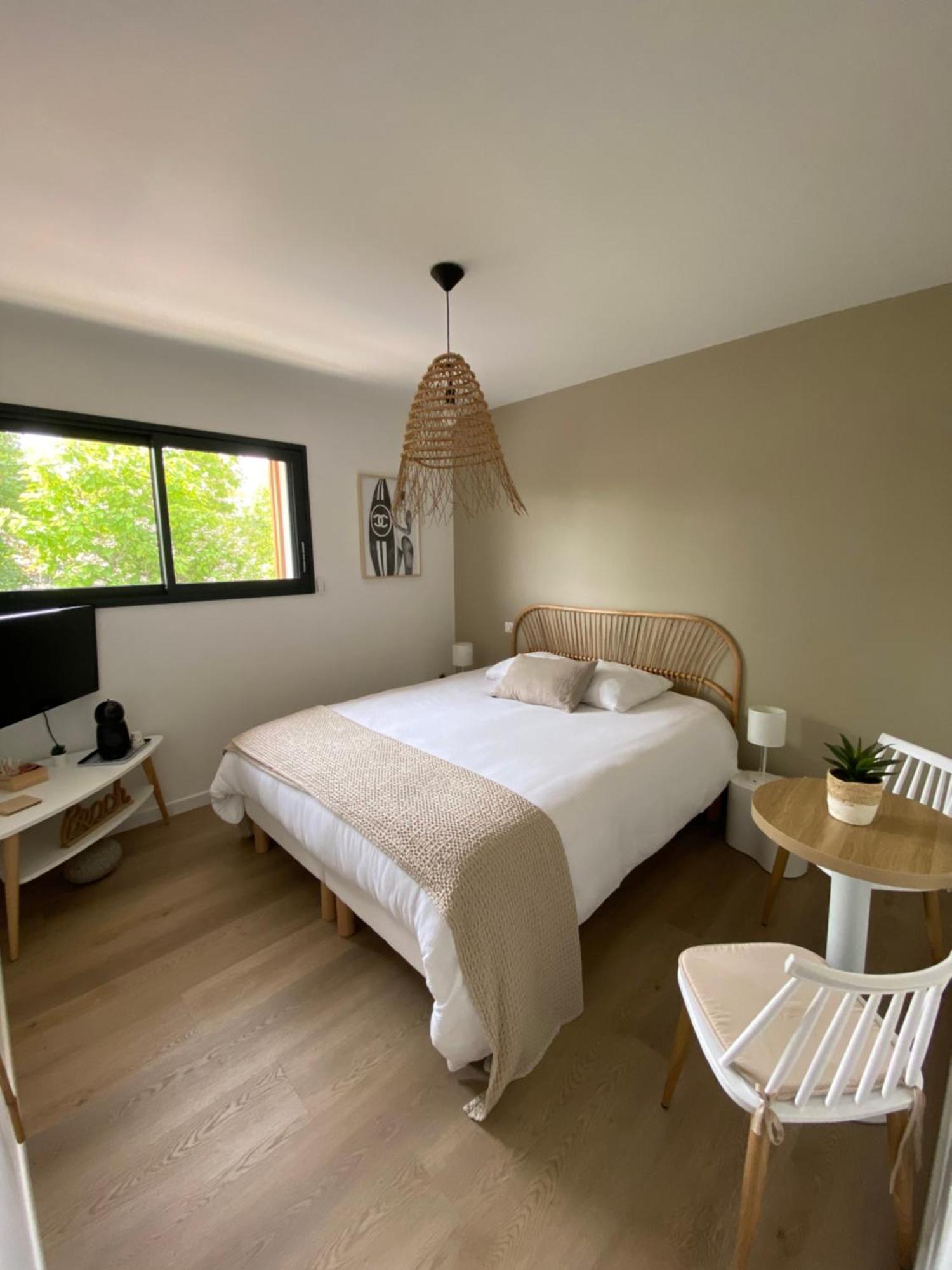 Chai Nous - Chambres D'Hotes A 500M Du Bassin Ares Buitenkant foto